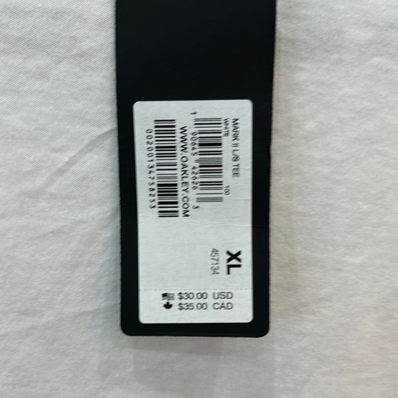 Oakley Men's White Long Sleeve Shirt - Picture 2 of 3